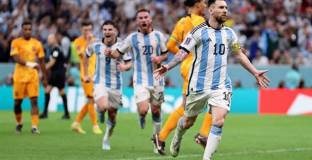 Нидерландия - Аржентина постави рекорд по картони