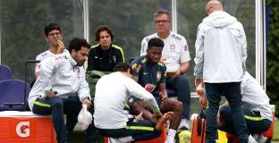 Каземиро контузи Фред по време на тренировка 