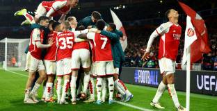 Арсенал надви Порто след дузпи (видео)