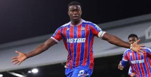 Гехи ще довърши сезона в Палас