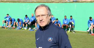 Дерменджиев: Разбира се, че ситуацията се отразява върху играчите, но ще сме готови за ЦСКА