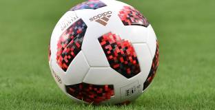 Играчи бягат от работа, за да играят за Купата