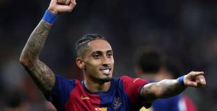 Рафиня коментира слуховете за напускане на Барса 