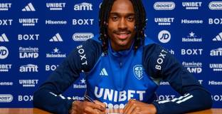  Тотнъм обяви трансфера на Спенс в Лийдс