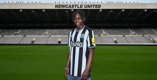 Нюкасъл привлече 16-годишен талант 