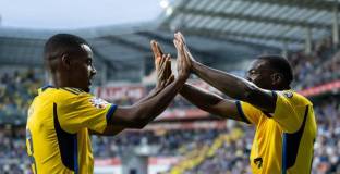 Швеция размаза Естония 