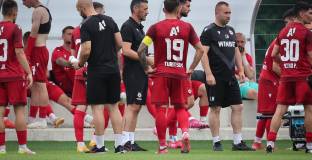 Кошмар на Левски и Лудогорец би ЦСКА в контрола