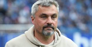 Шалке 04 освободи Томас Райс