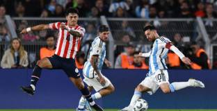 Аржентина с минимална победа над Парагвай