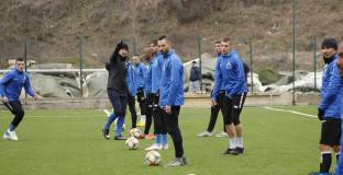 Мони Славчев: Долу ръцете от светинята Левски!