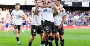 Валенсия минимално победи Гранада