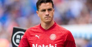 Еспиноса напусна Хирона