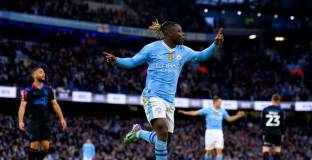 Ман Сити помете Хъдърсфийлд