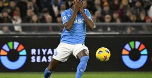 Челси не може да подпише с Осимен