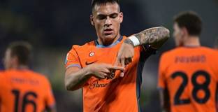 Интер победи Фиорентина и се върна на първото място