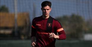 Салернитана привлече Пелегрино