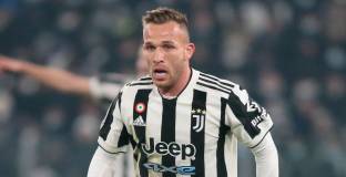  Арсенал преговаря за халф на Ювентус 