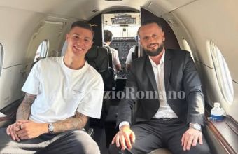 Шешко на път за Манчестър. 