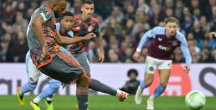 Олимпиакос с крачка към финала, Фиорентина с малка преднина пред Брюж