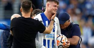 Фъргюсън съгласува нов договор с Брайтън