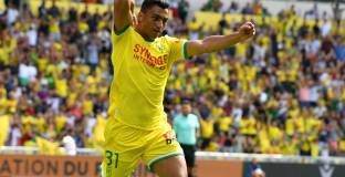  Нападател на Нант обясни отказа си да играе с форма с номера на дъгата  