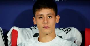 Анчелоти запазва доверие в Гюлер 