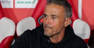 ПСЖ реши да удължи договора с Луис Енрике