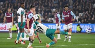 Нюкасъл победи Уест Хем 