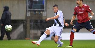 Младок носи успеха на Юве срещу Байерн