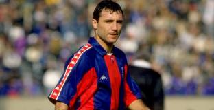 УЕФА към Стоичков: Честит празник на най-добрия български футболист