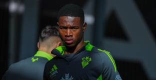 Байер е близо до трансфер на нападател на Албасете 