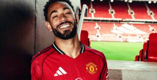 Ман Юнайтед потвърди трансфера на Куня 