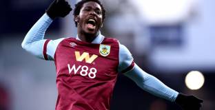 Бърнли - Фулъм 2:2 