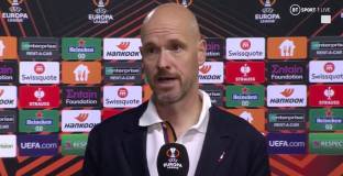 Тен Хаг обясни двете смени в мача с Омония 