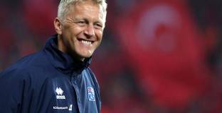 Наставникът на Исландия: Мислех, че трудно ще мотивирам играчите 