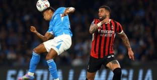 Труден, но сладък успех за Наполи срещу Милан