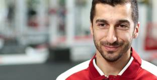 Мхитарян е убеден, че може да играе заедно с Йозил 