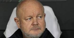 Лудогорец убедил новия треньор да откаже на поляци? 