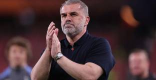 Постекоглу засега не е обсъждал бъдещето си в Тотнъм