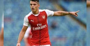 Джака планира да се върне в Базел