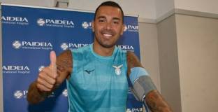 Лацио нае вратар на Салернитана 