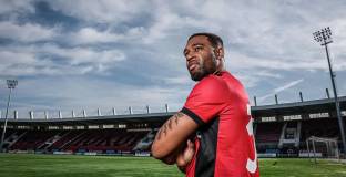 Бивш играч на Ливърпул близо до дебют за Локо София