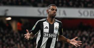 Исторически дубъл на Нюкасъл над Ман Юнайтед