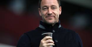  Тери подкрепи Палука