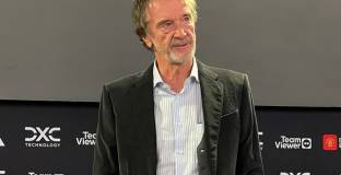 Сър Ратклиф планира масови съкращения в Ман Юнайтед 