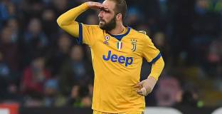 Инсине обвини Игуаин в липса на уважение към Наполи