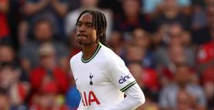  Тотнъм изпрати Спенс в Рен