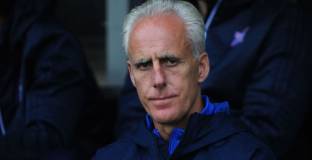 Мик Макарти поема националния на Ейре