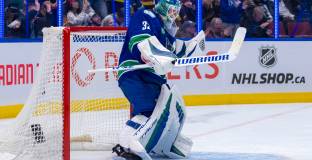 Ванкувър продължи с Ланкинен 