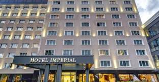 Промяна в плановете - От Тотнъм резервираха цял хотел в Пловдив